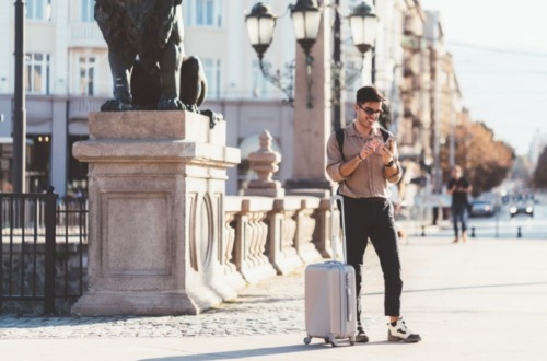 tips-friends-solo-travelers
